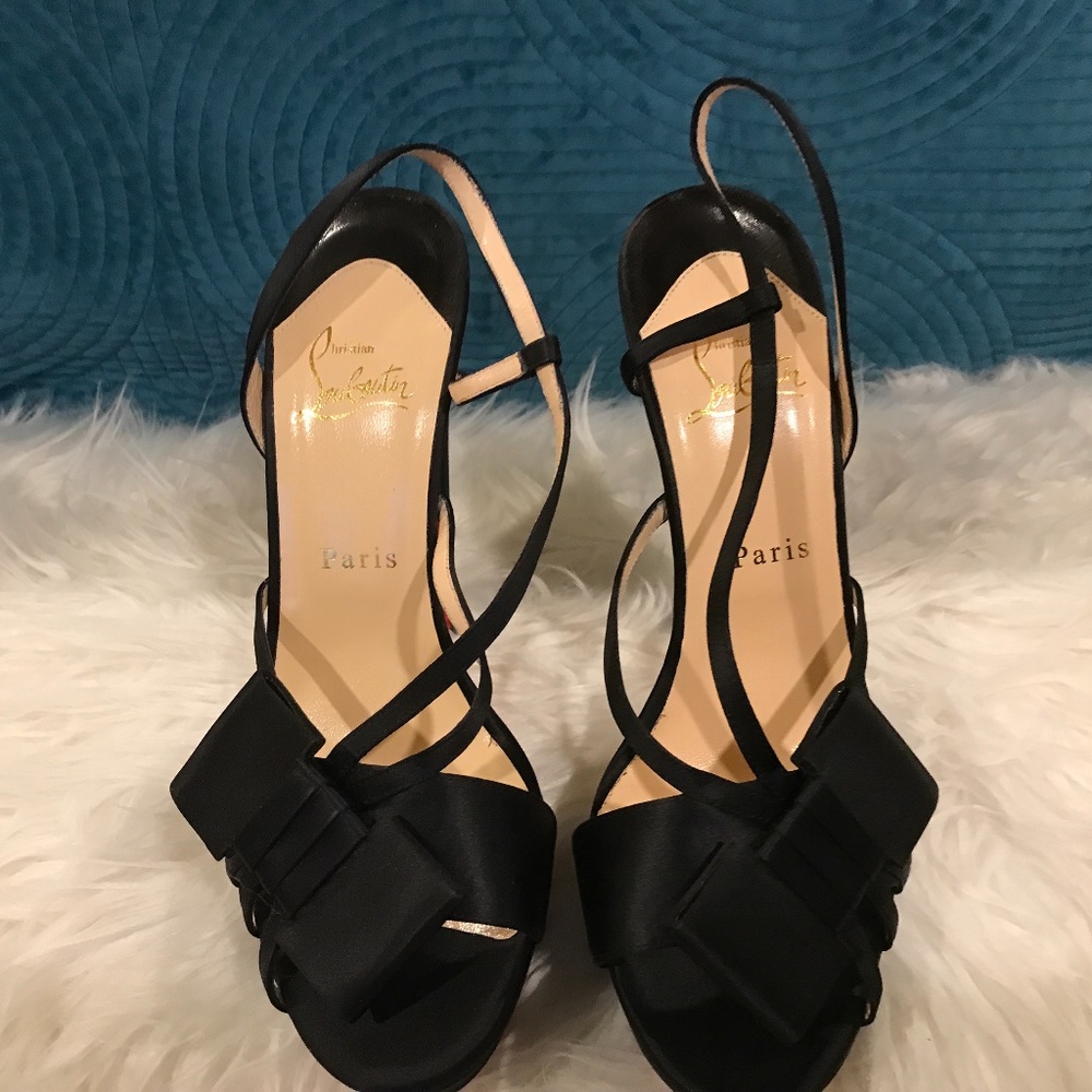 Christian Louboutin Disconoeud 140 Crepe Satin size 40